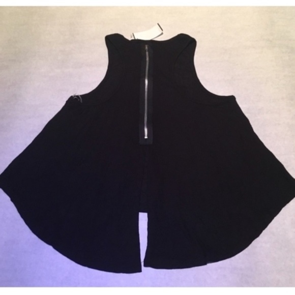 Women's Graphic Racerback Tank Size Small - Picture 3 of 11